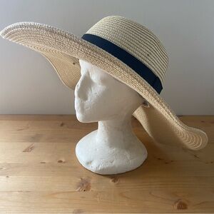 Debra Weitzner Hat NWOT Woven Paper Straw Wide Brim Floppy Adjustable Sunhat L